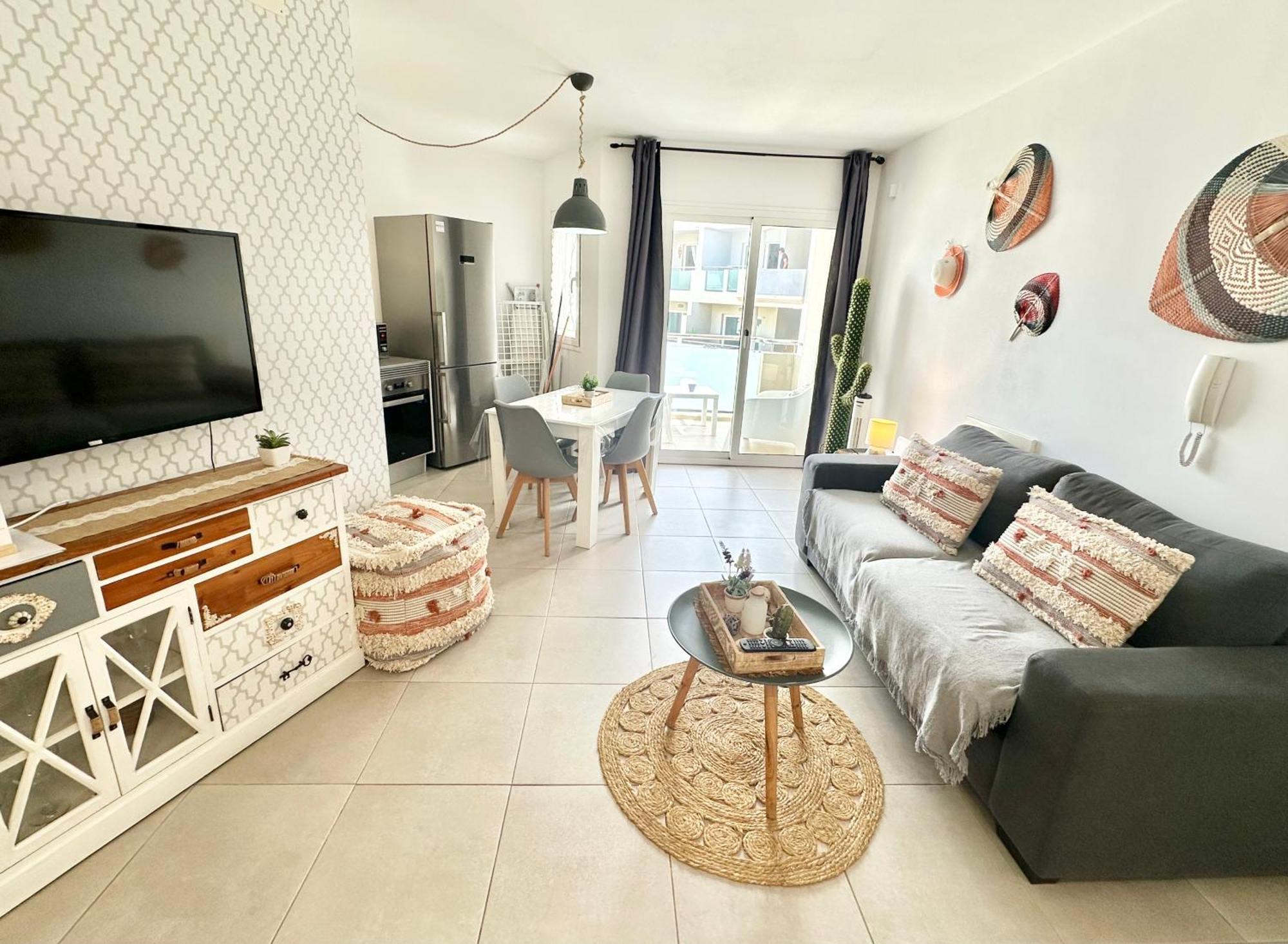 Candy Pop - Pool, 2 Terraces,desk And High Speed Internet Appartement Corralejo